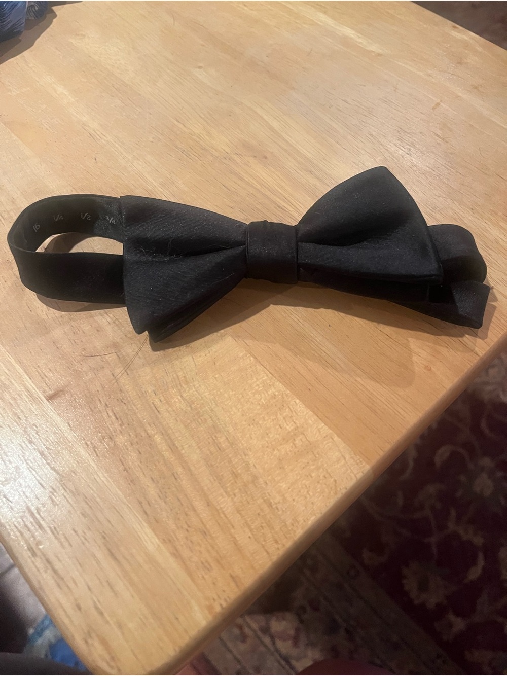 Classic Black Men's Pre-Tied Bow Tie